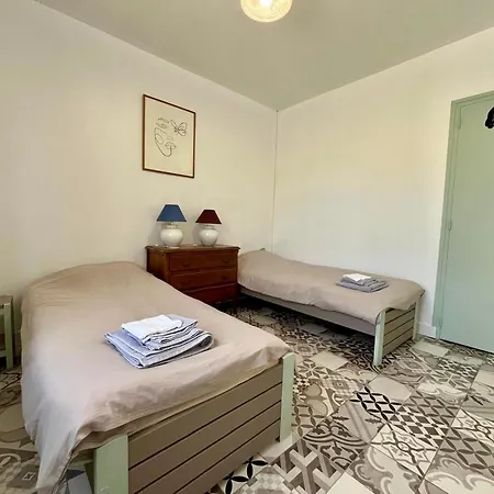 Semesterbostad Maison Centre-ville, Animaux Admis - 4 Pers. - Fr-1-541-202