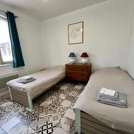 Maison Centre-ville, Animaux Admis - 4 Pers. - Fr-1-541-202 La Roche-Posay